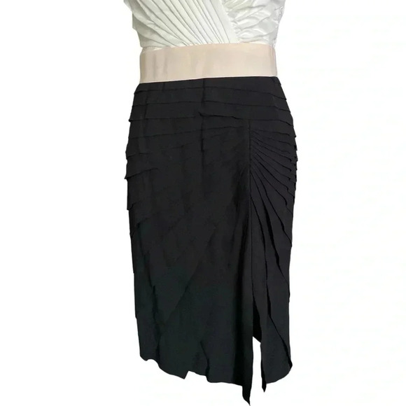 TADASHI SHOJI | Pleated Ivory/Black Sleeveless Crepe Midi Sheath Dress Size 6 - Picture 5 of 12